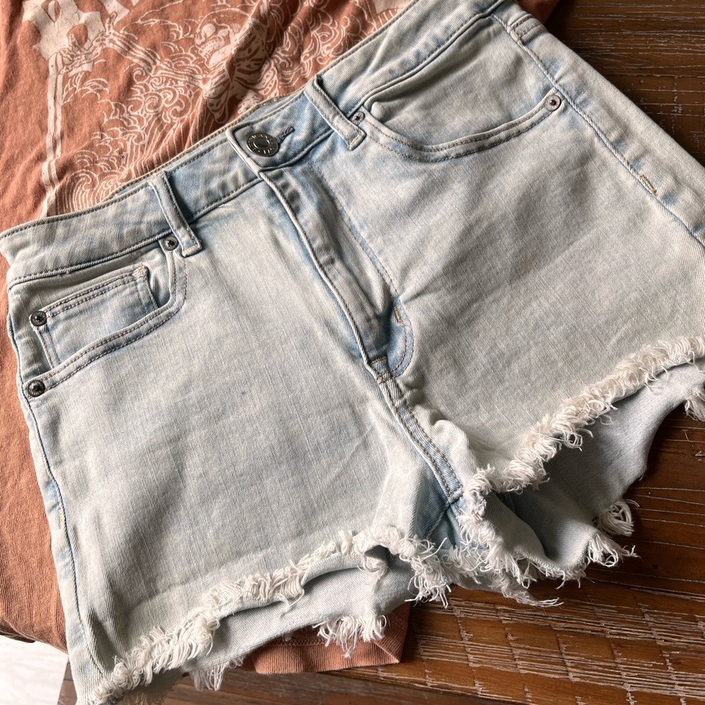 American Eagle High Rise Shortie Sz 6